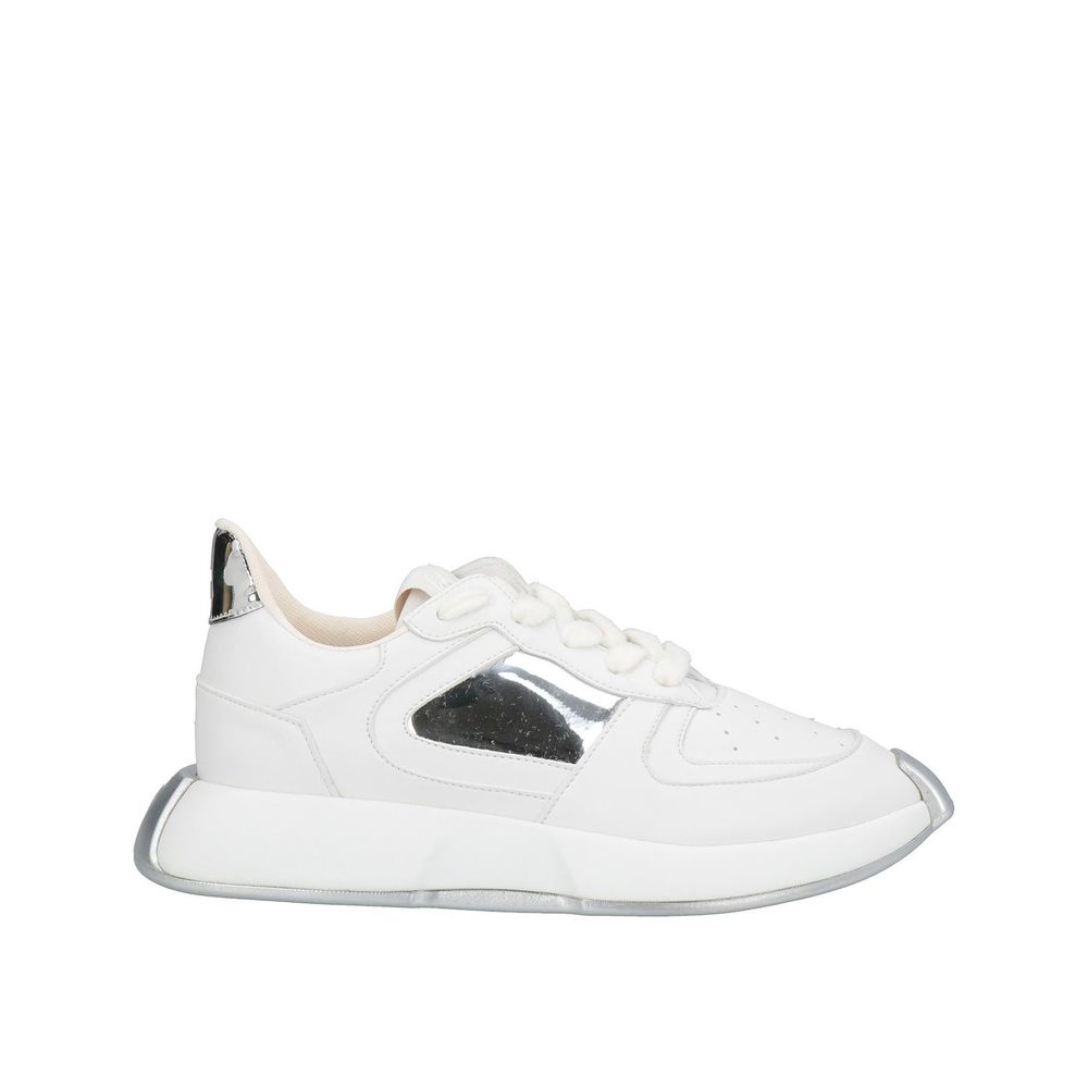 Sneakers with silver detailing