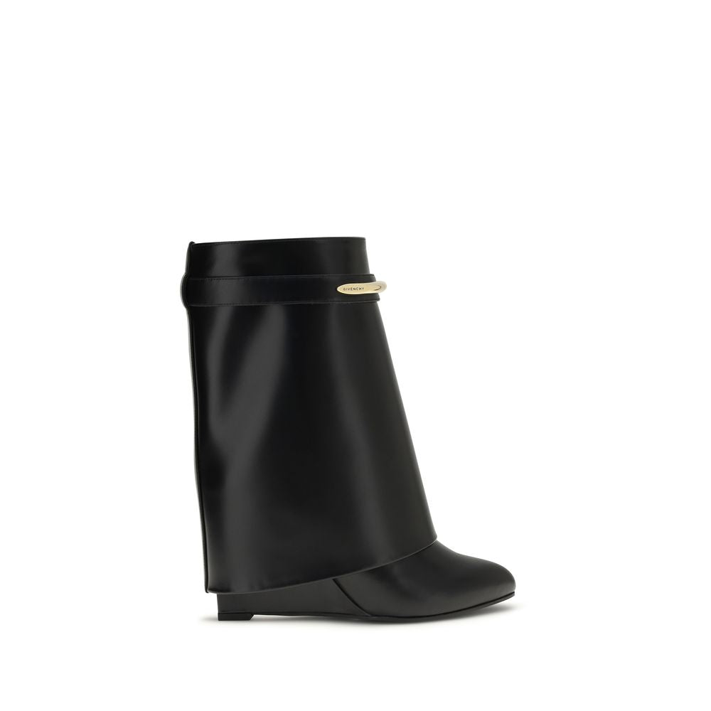 Black calfskin ankle boots
