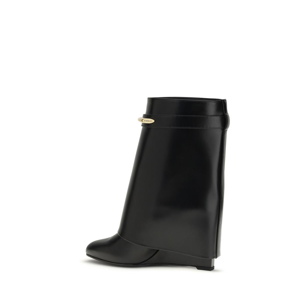 Black calfskin ankle boots
