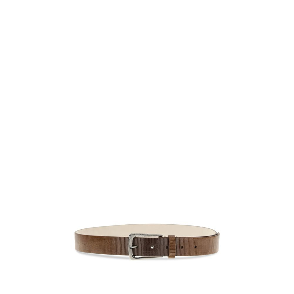 Leather belt with a sparkling buckle