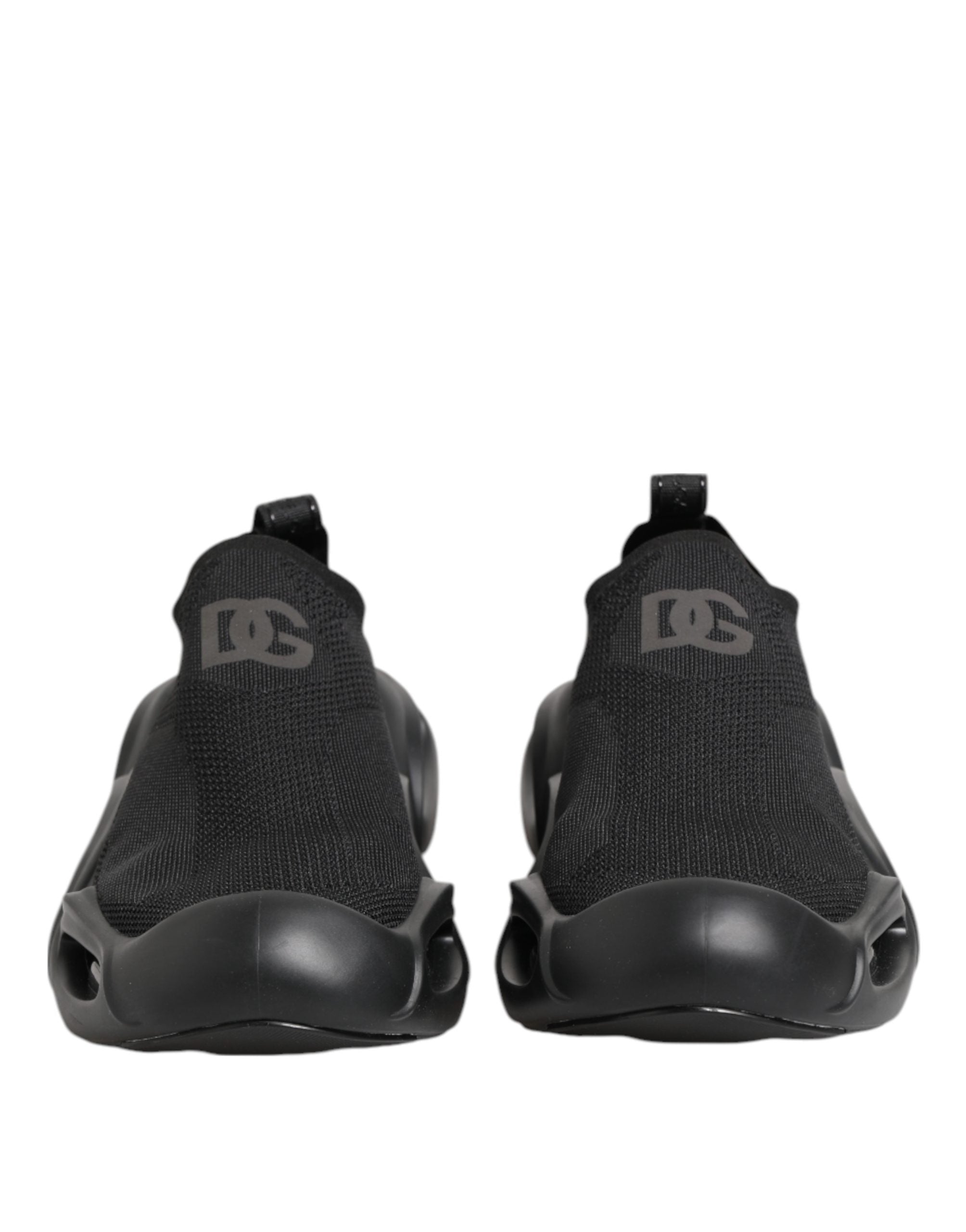 Black slip-on low-top sneakers