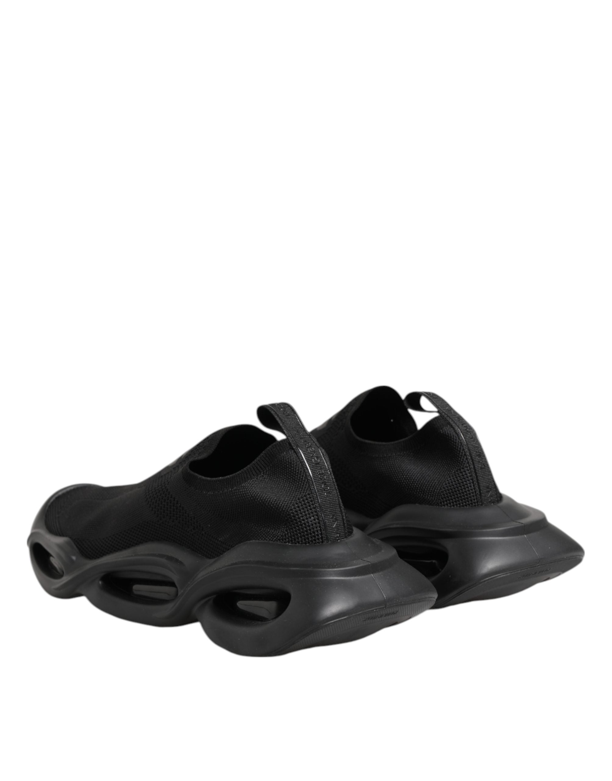 Black slip-on low-top sneakers