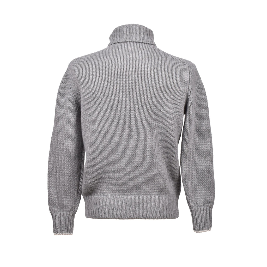Maglione in cashmere grigio