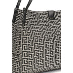 Tote bag with button closure
