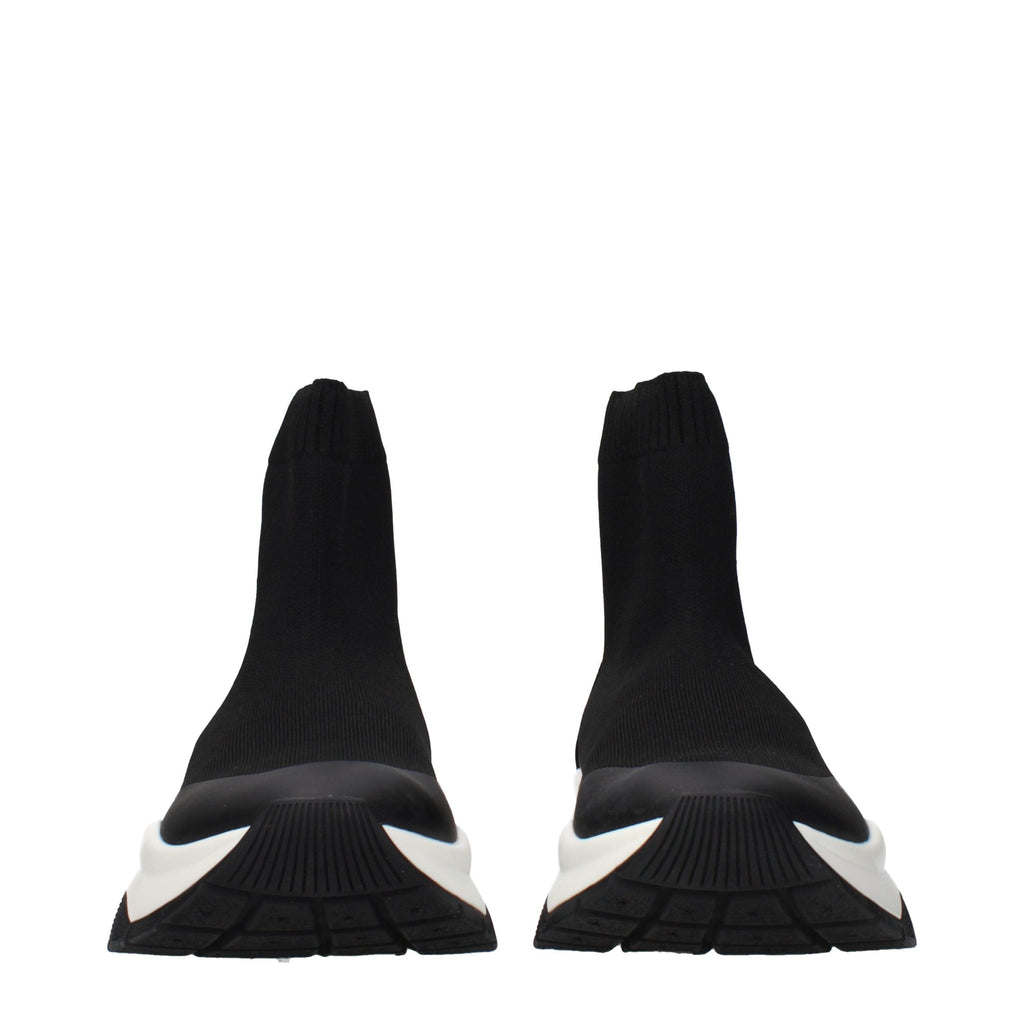 Scarpe nere in tessuto