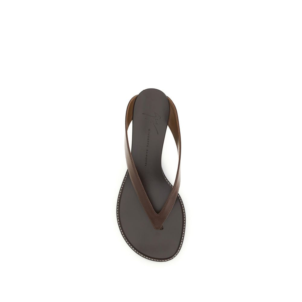 Sandali in pelle con zeppa
