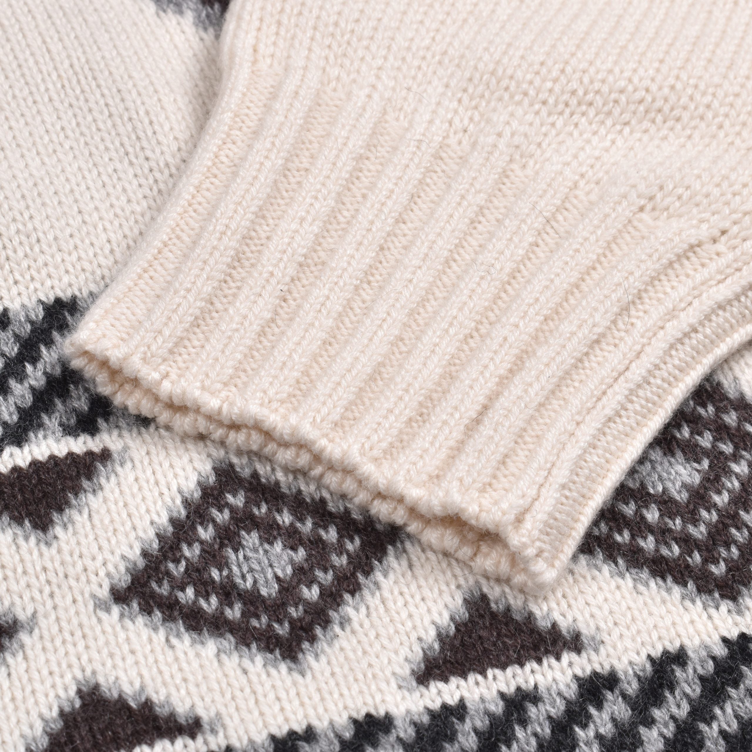 Two-tone cashmere sweater