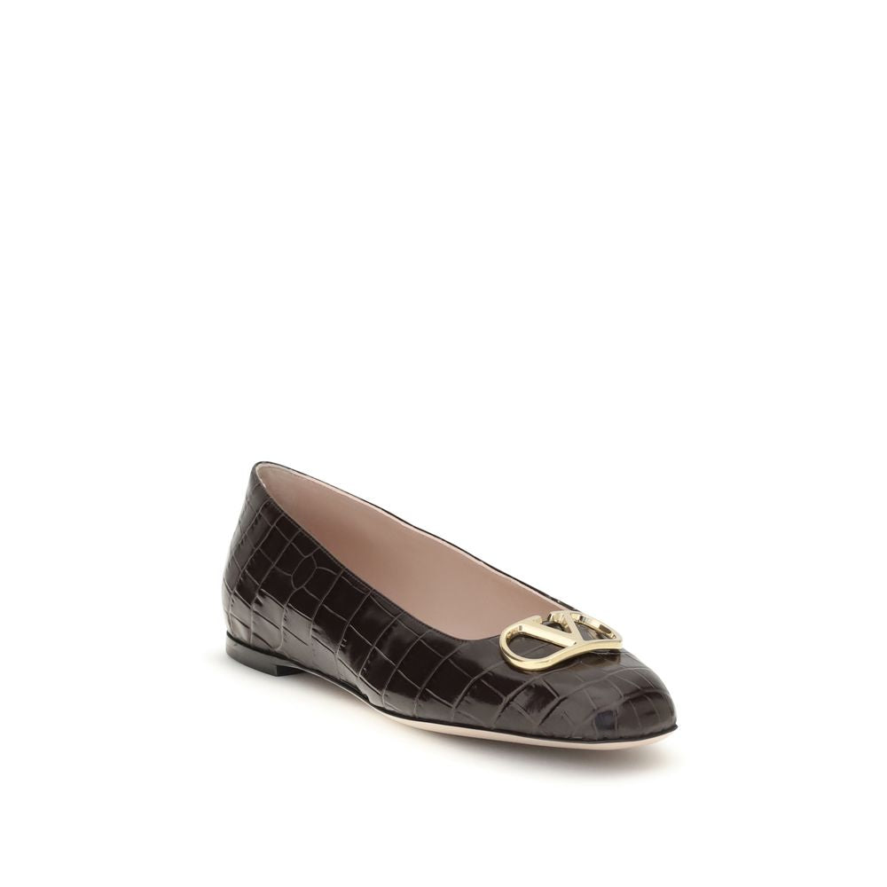 VLogo ballet flats