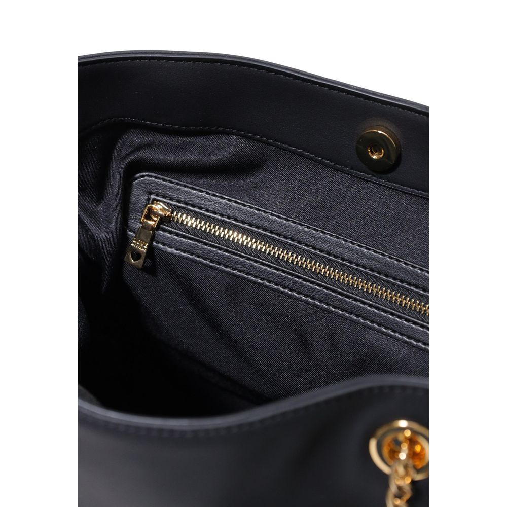 Grande borsa nera con catena
