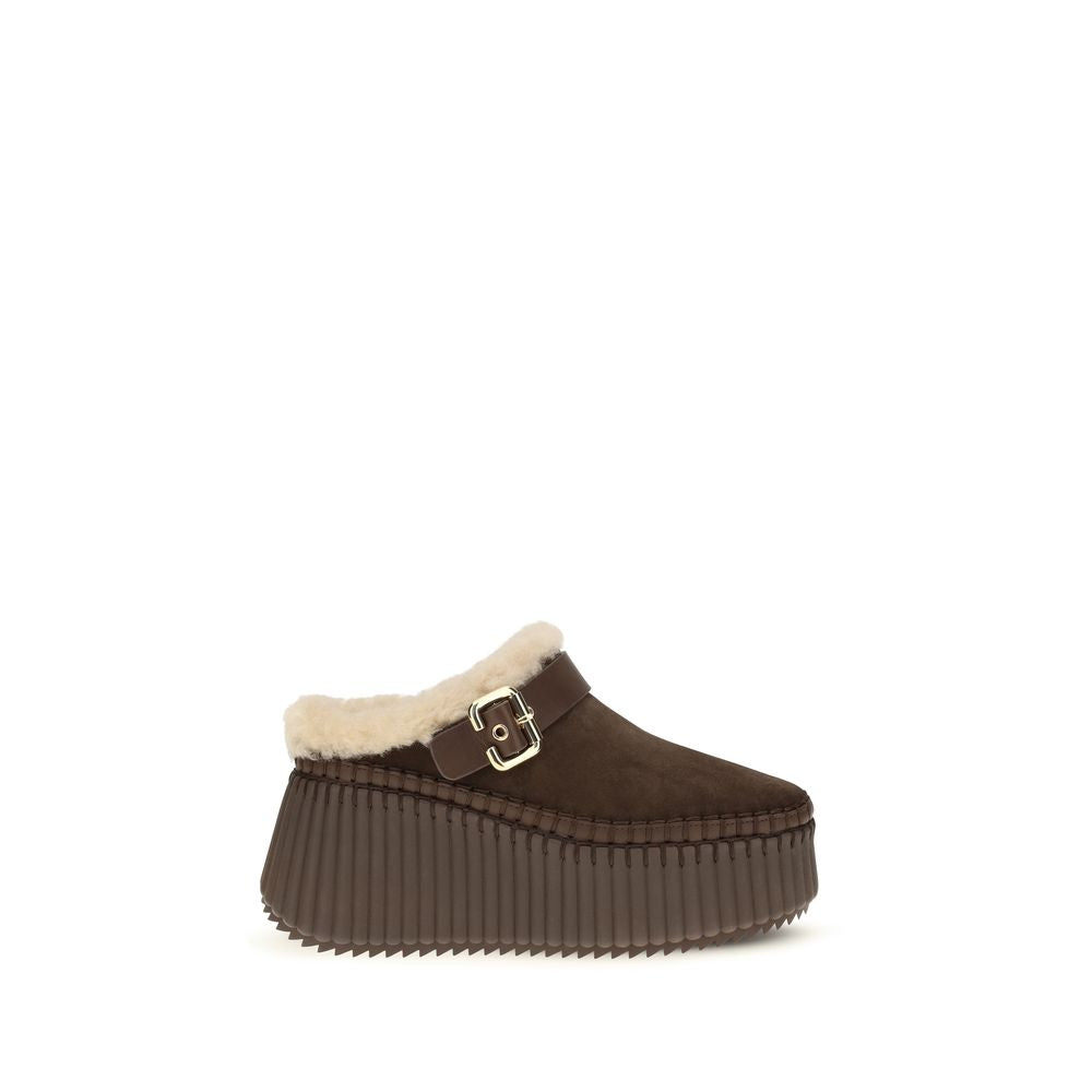 Nama wedge mules