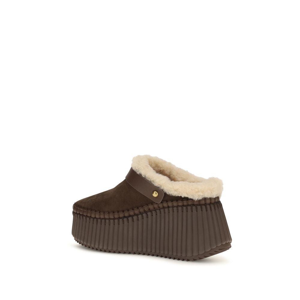 Nama wedge mules