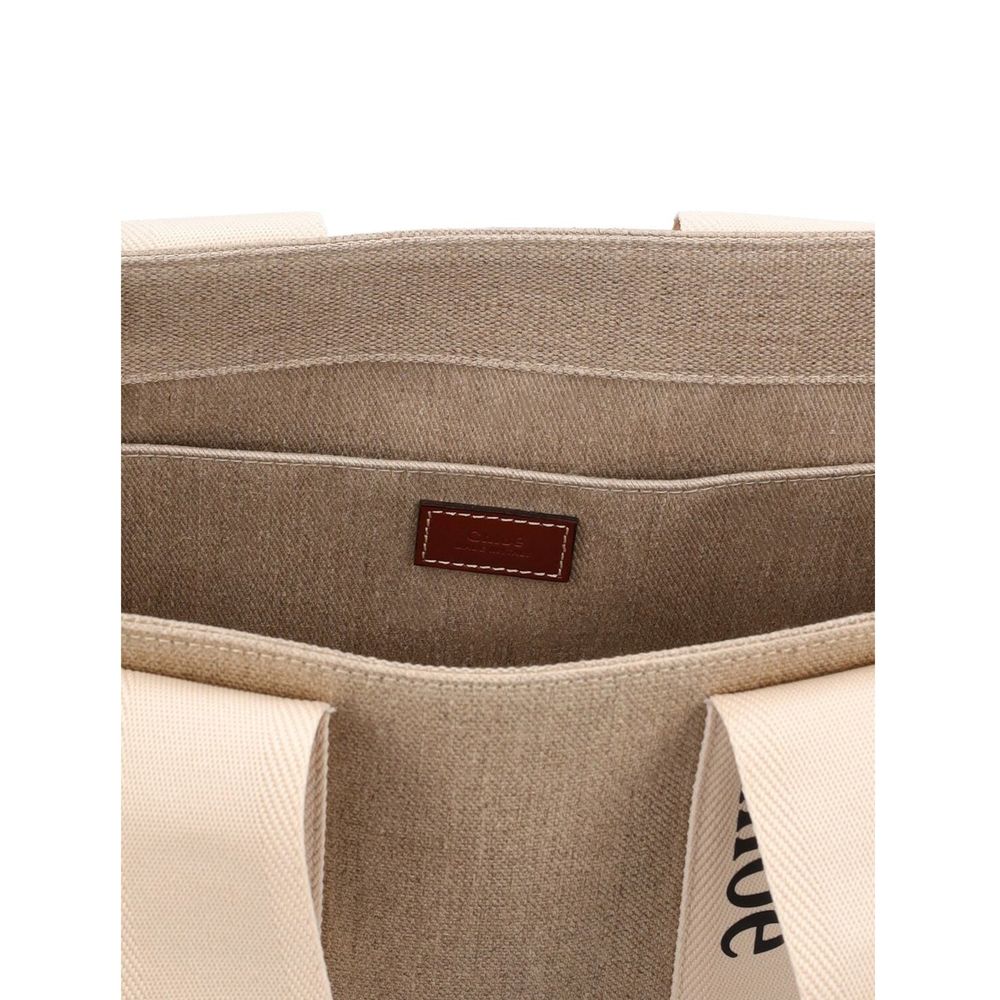 Woody tote