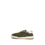 Sneakers match in suede