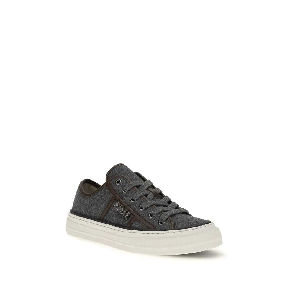 Sneakers in suede
