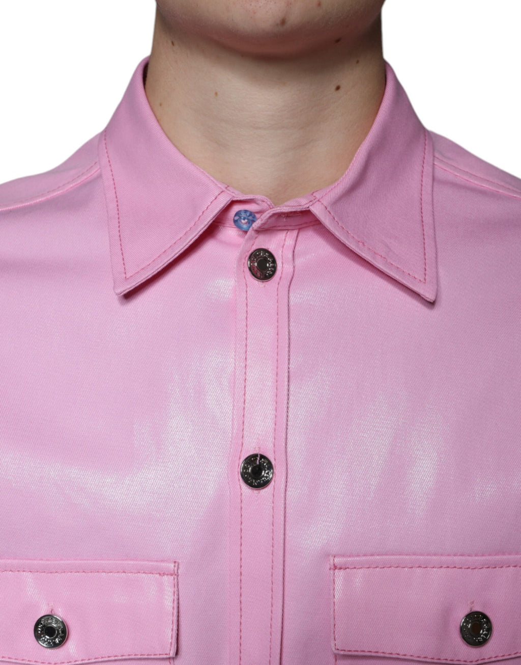 Camicia rosa in cotone con colletto e bottoni