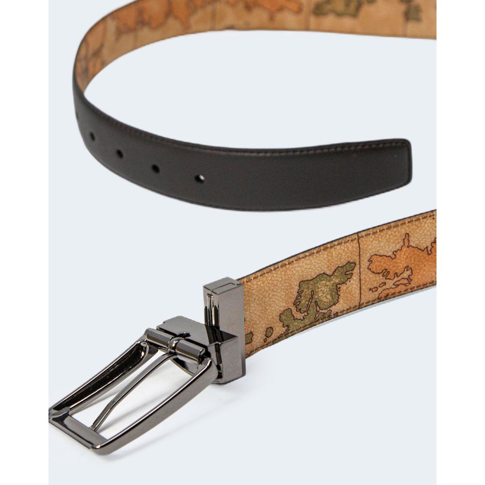 Reversible belt